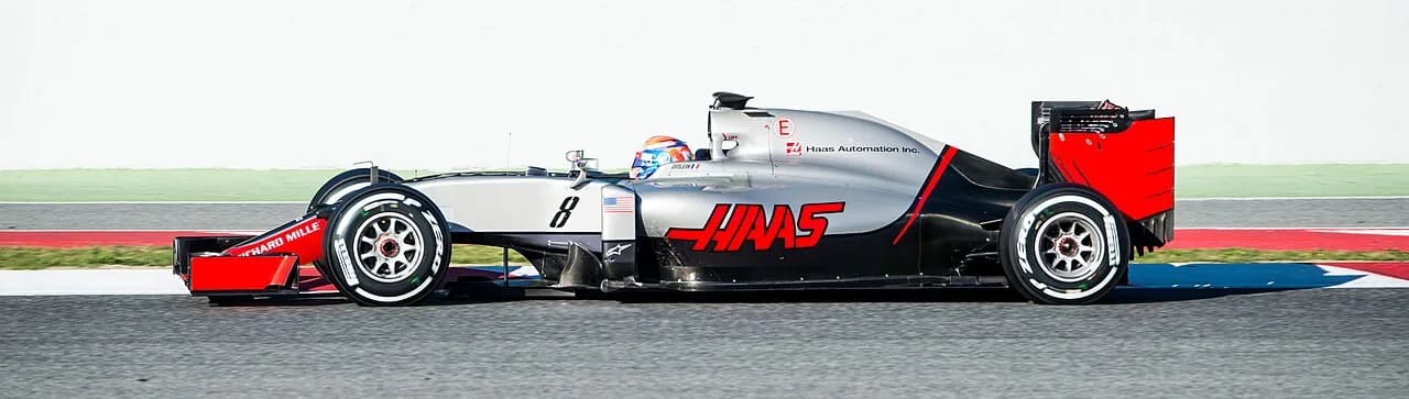 Haas VF-16 · Photo exhibit