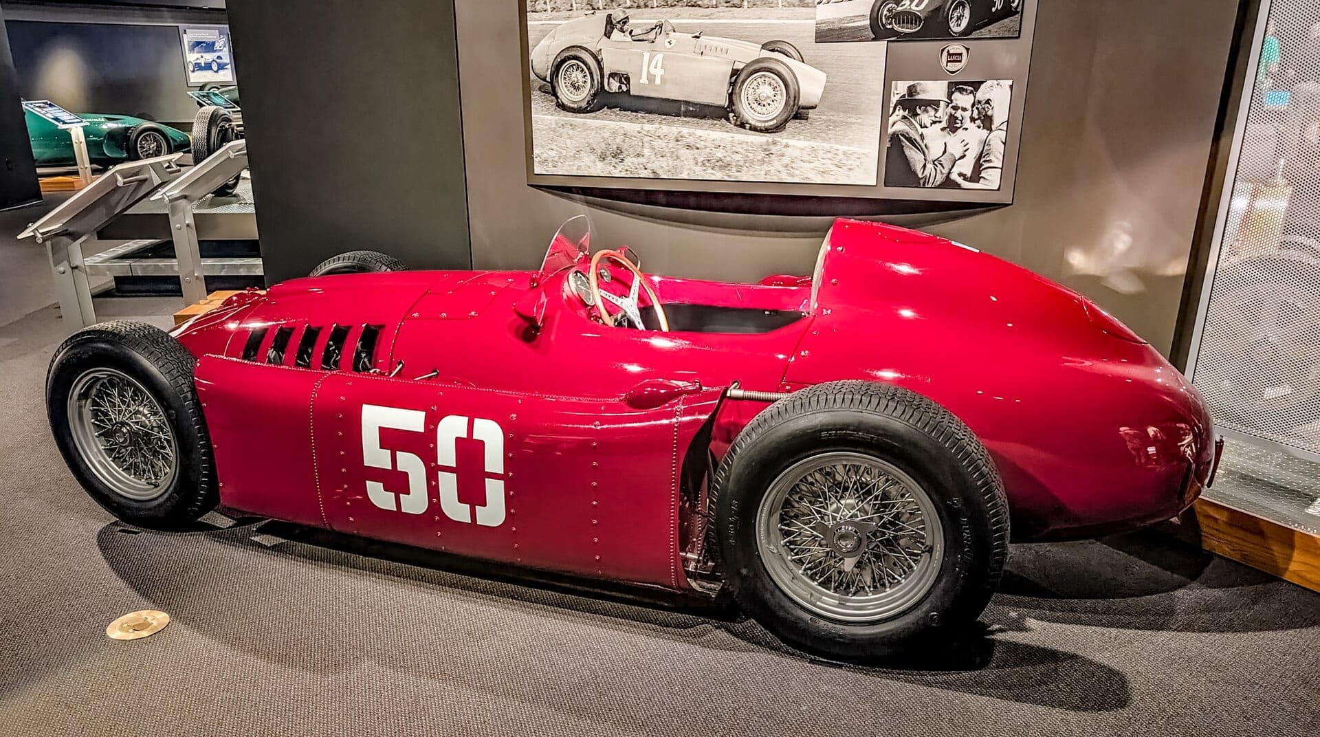 Historical Formula 1 photograph: Lancia D50 Formula 1, 1955