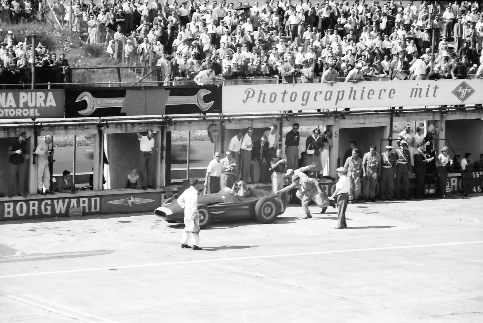 Historical Formula 1 photograph: Fangio Maserati 250F Nurburgring, 1957