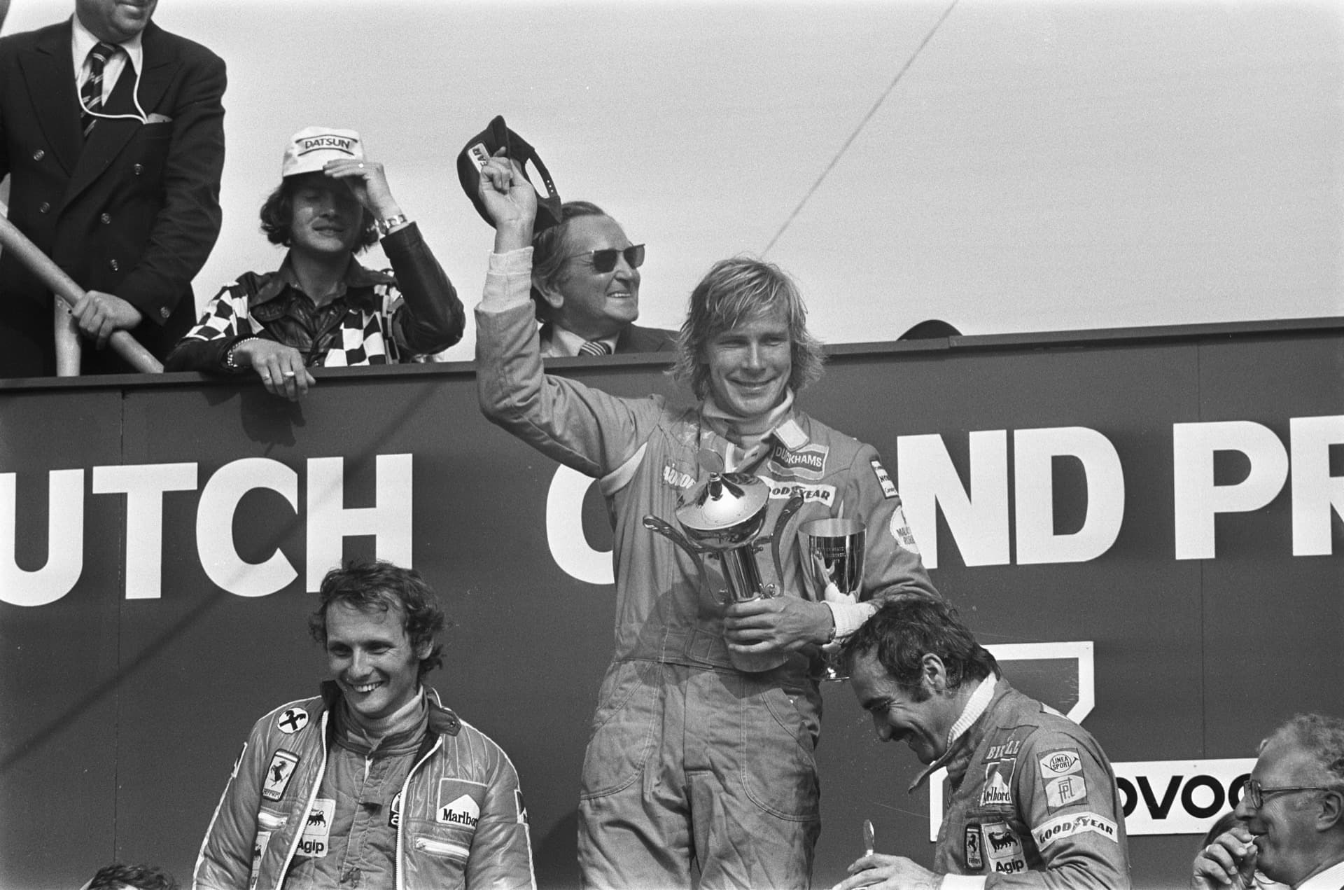Historical Formula 1 photograph: Hunt, 1975