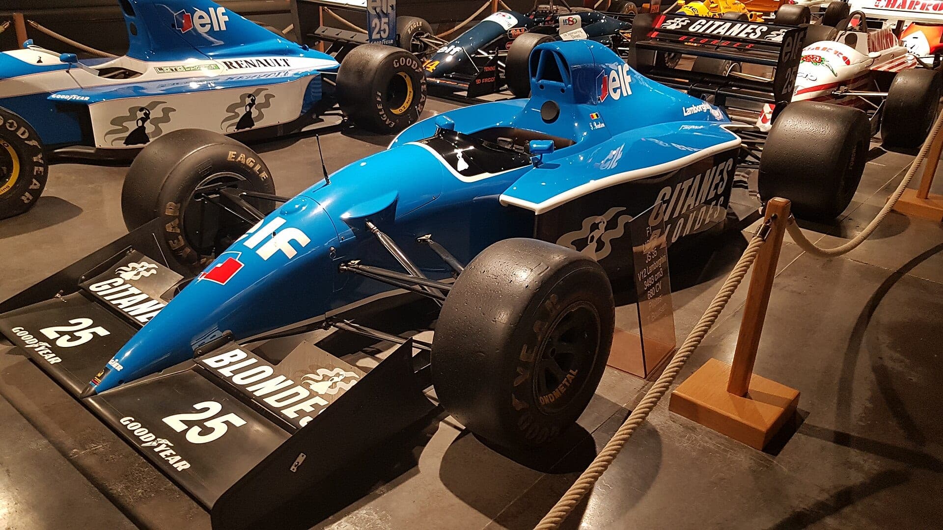 Historical Formula 1 photograph: Ligier JS35 Lamborghini, 1991