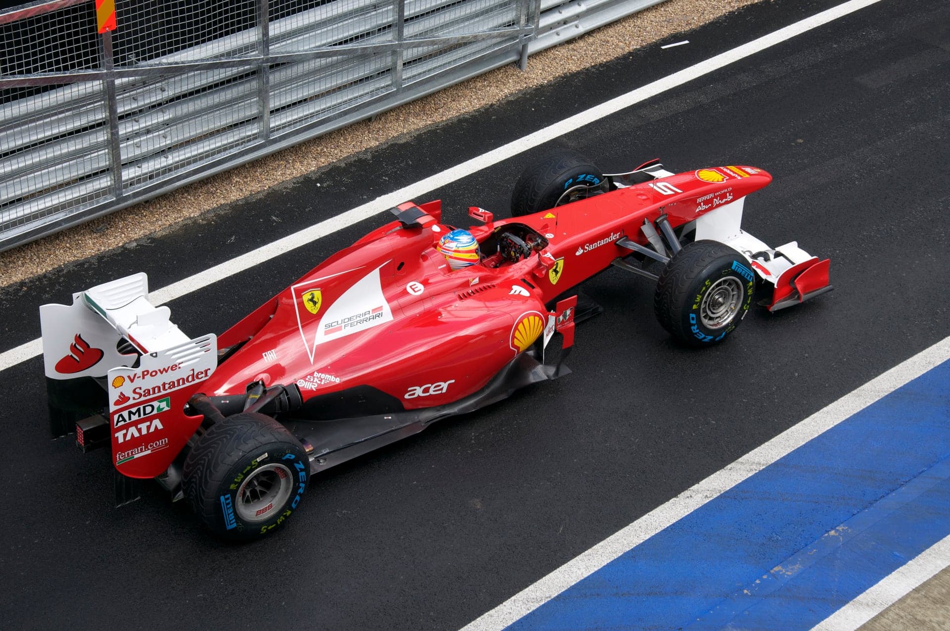 Historical Formula 1 photograph: Alonso Ferrari, 2011