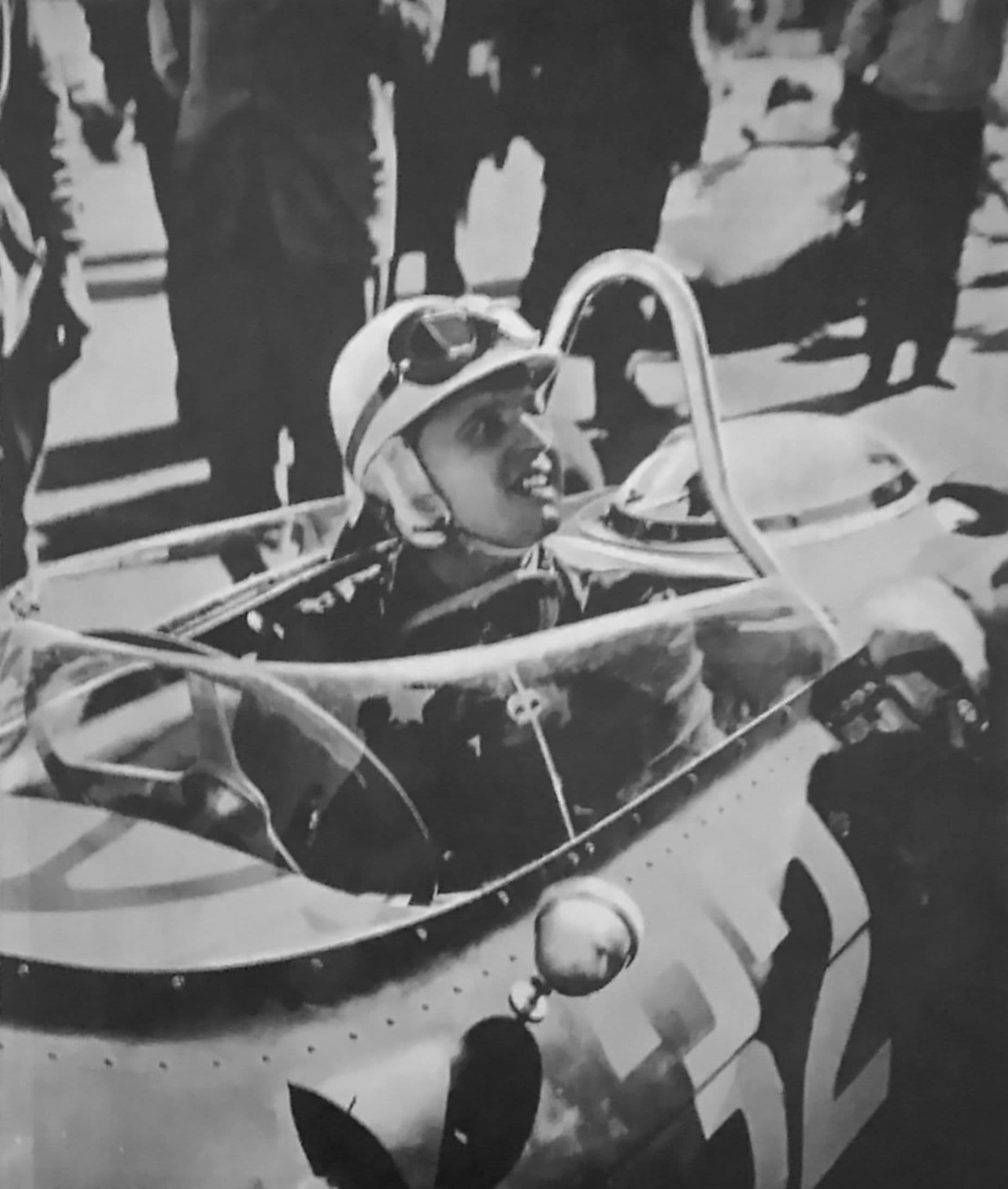 Historical Formula 1 photograph: Baghetti Ferrari 156 Sharknose, 1961