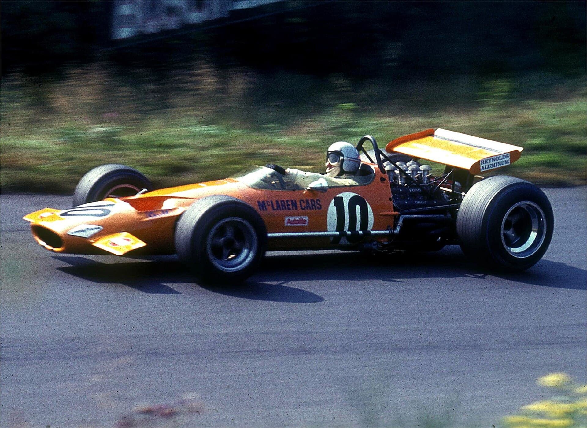 Historical Formula 1 photograph: Bruce McLaren Nürburgring, 1969