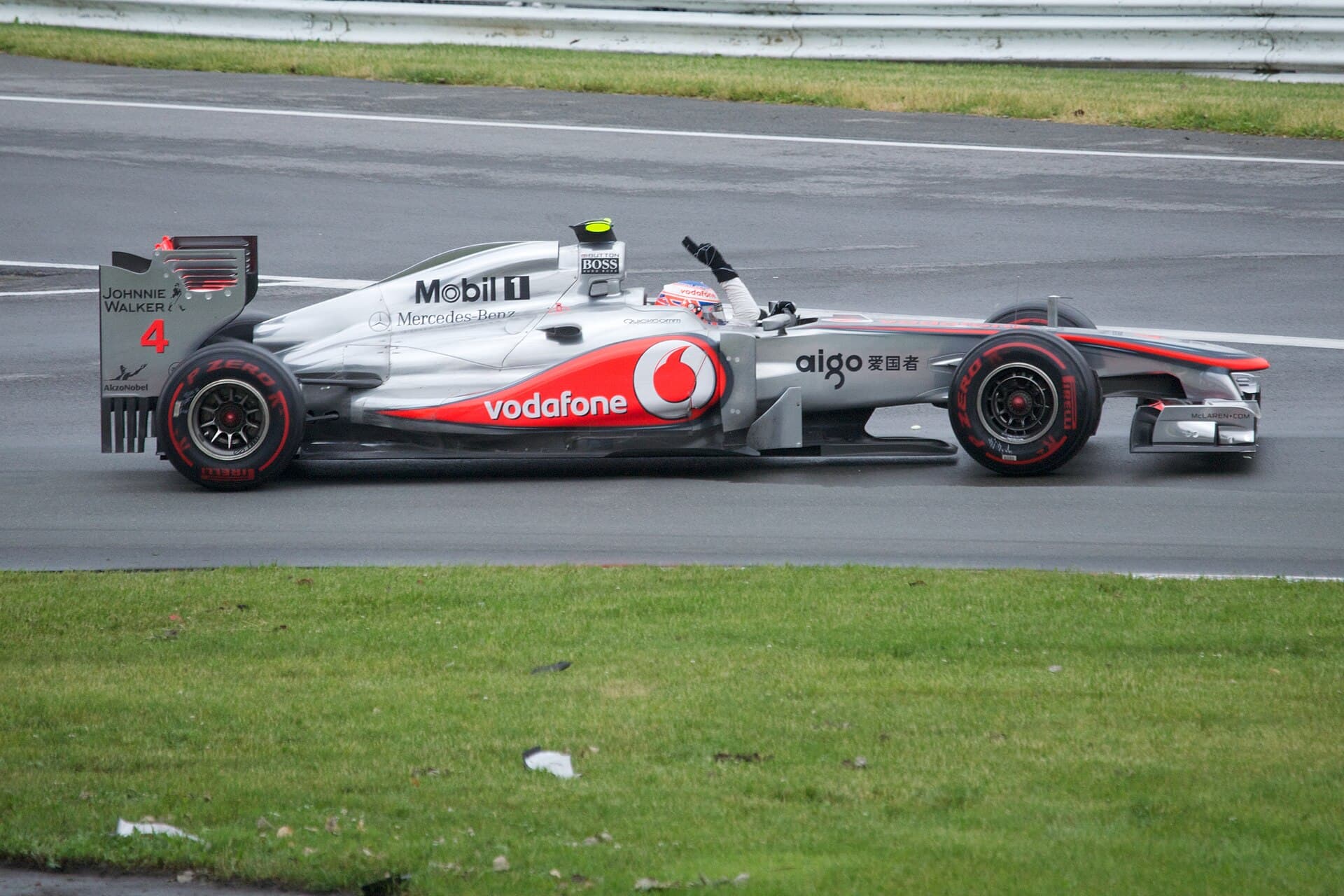 Historical Formula 1 photograph: Button, 2011