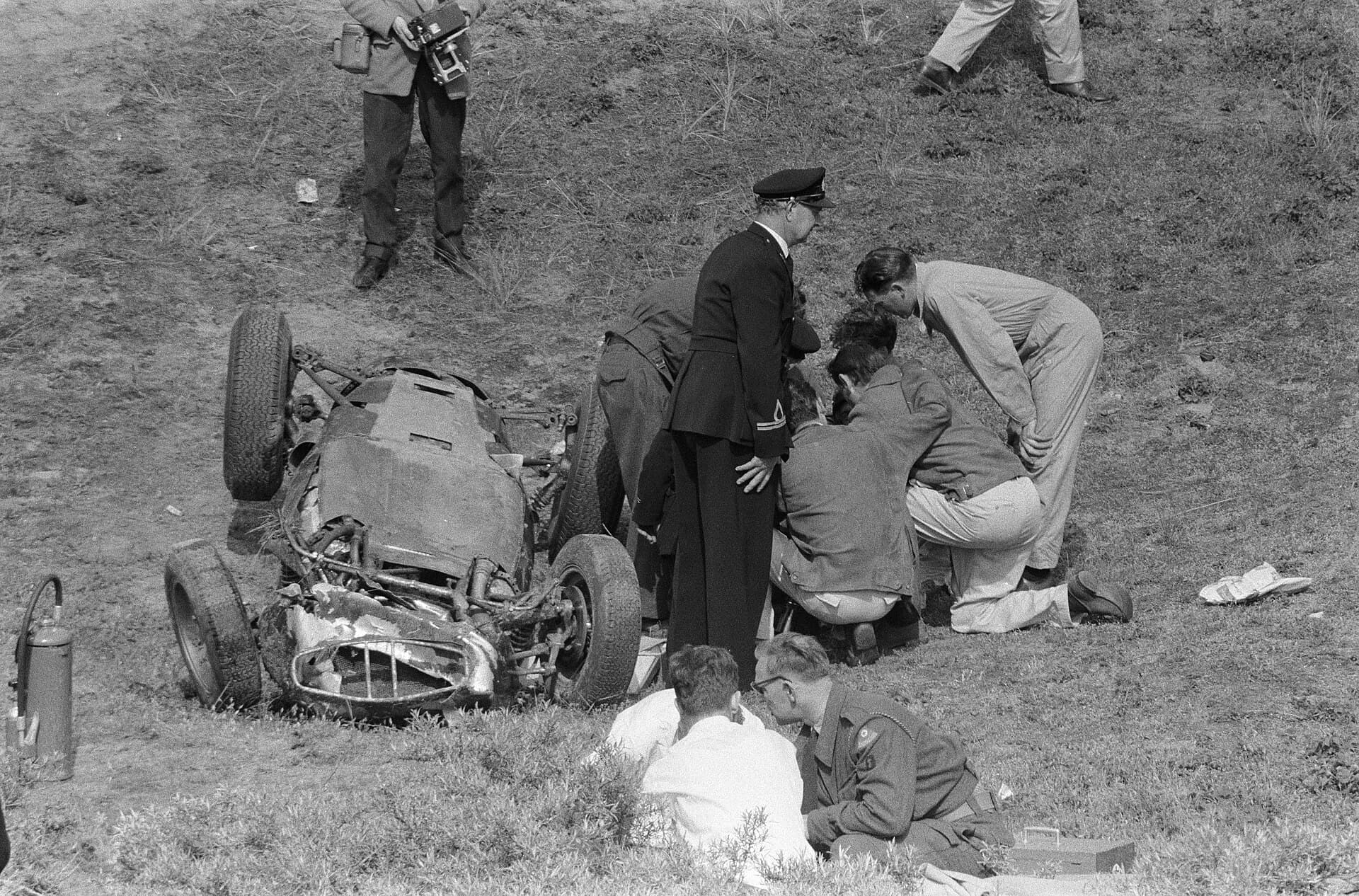 Historical Formula 1 photograph: Dan Gurney, 1960