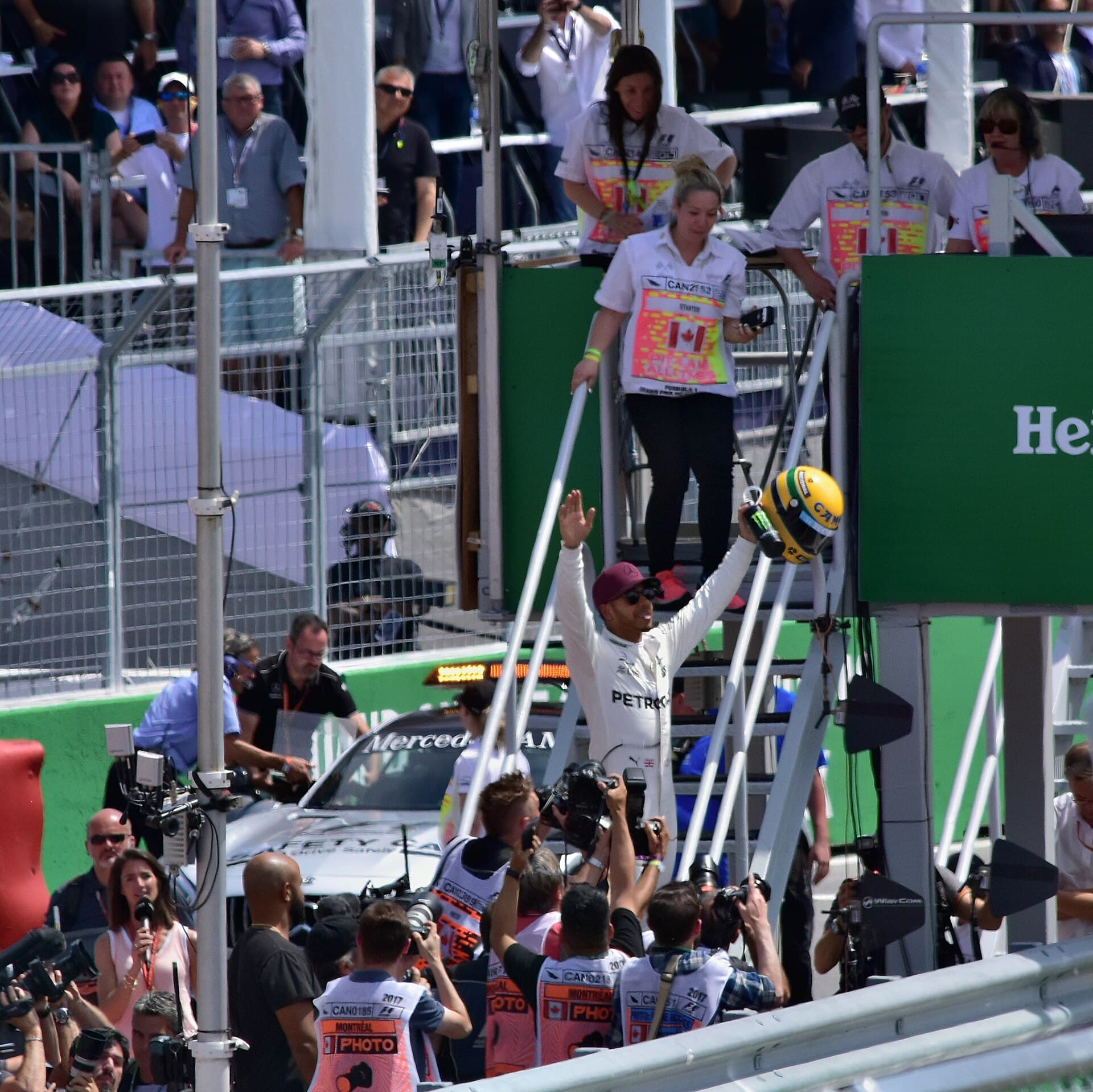 Historical Formula 1 photograph: Hamilton Senna, 2017