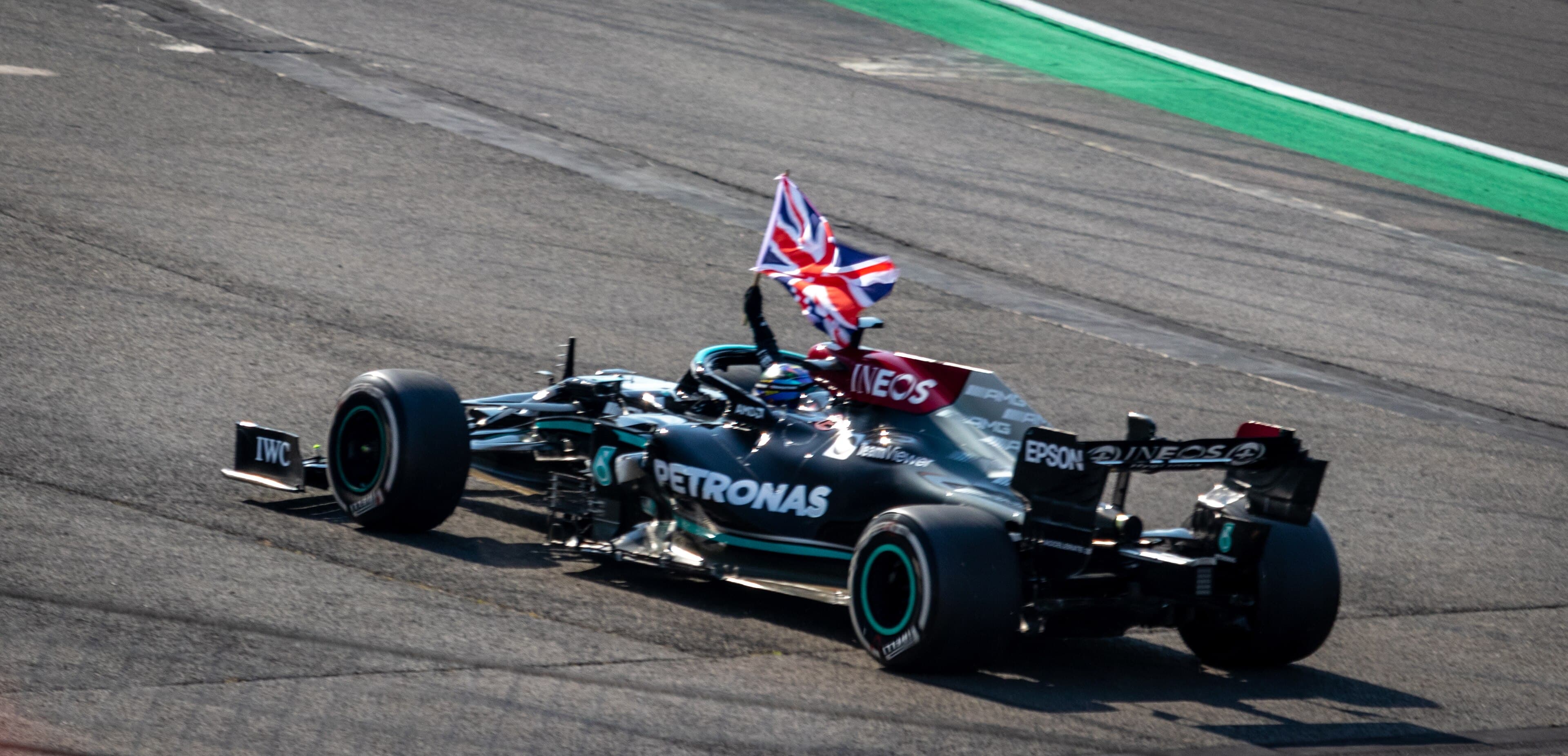 Historical Formula 1 photograph: Hamilton Silverstone, 2021