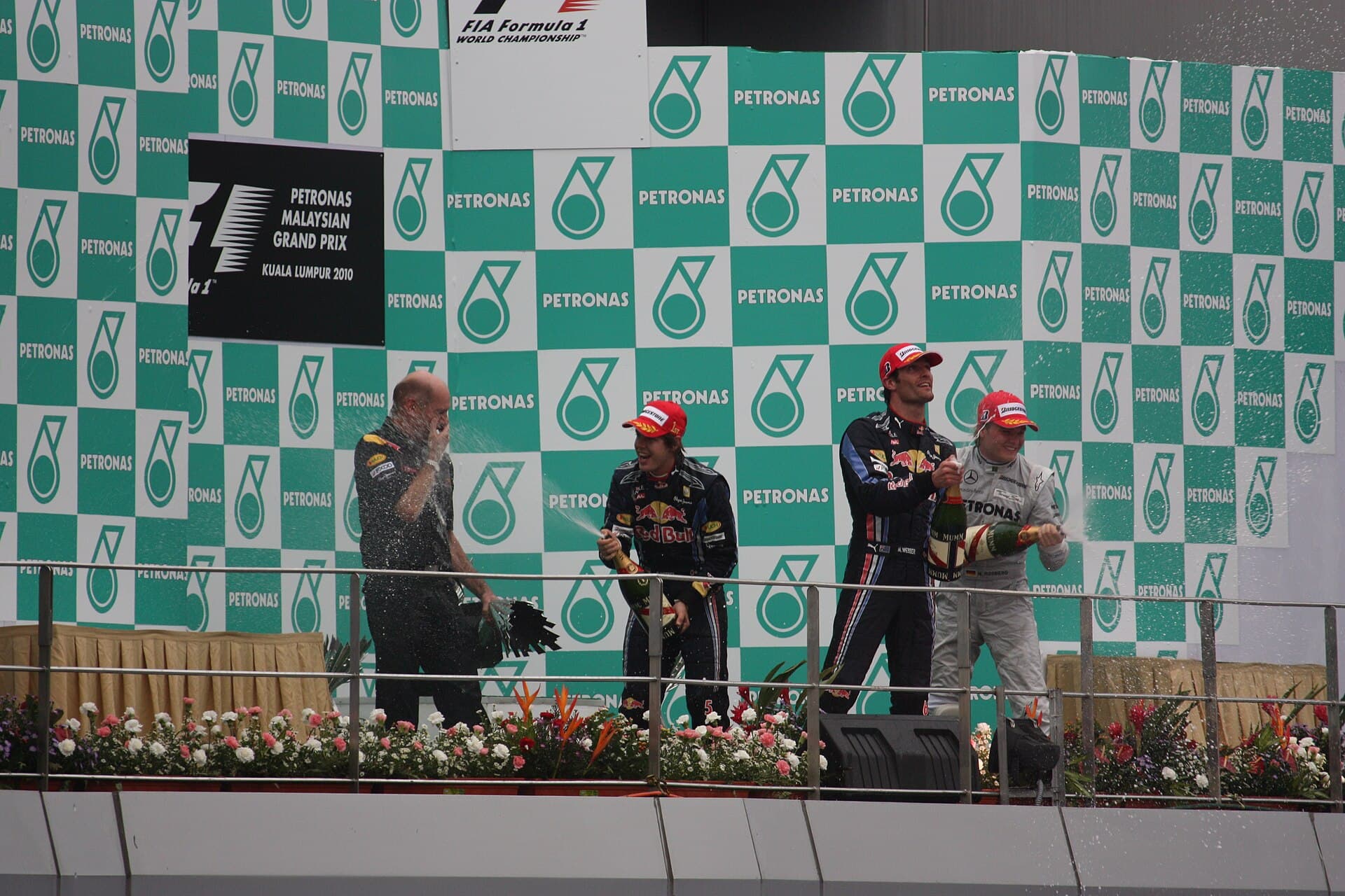 Historical Formula 1 photograph: Sepang, 2010