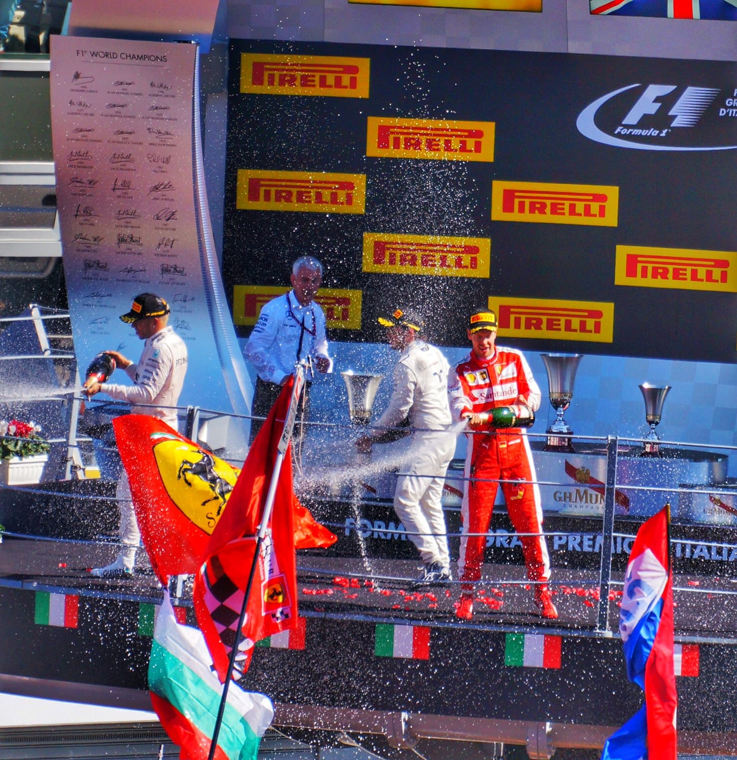 Historical Formula 1 photograph: Monza, 2015