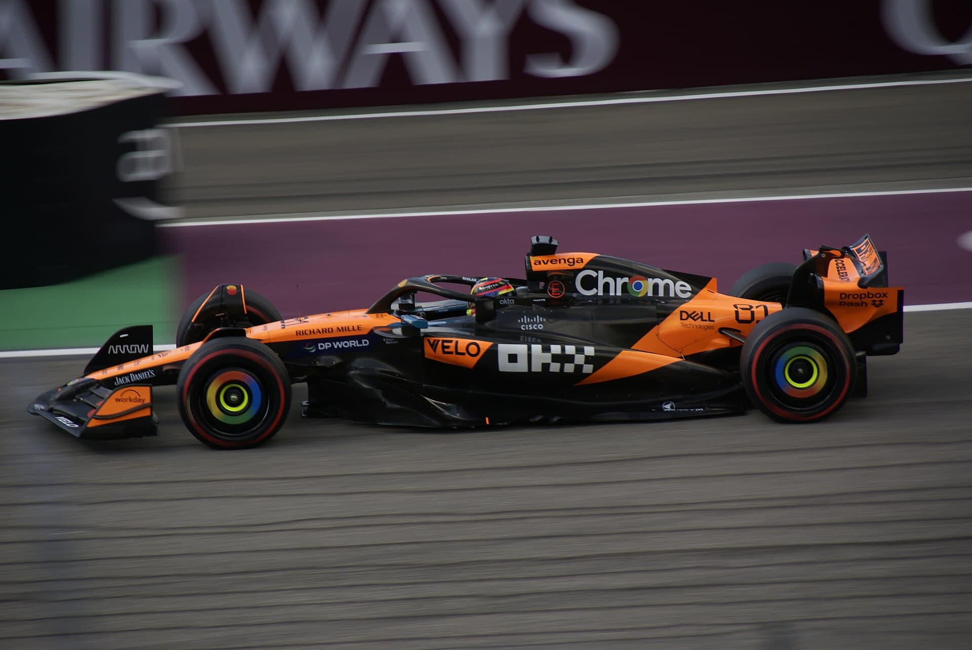 Historical Formula 1 photograph: Piastri, 2025
