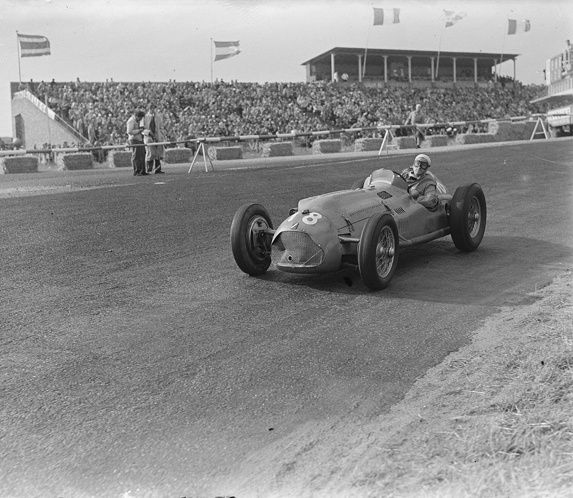 Historical Formula 1 photograph: Louis Rosier Talbot-Lago, 1950