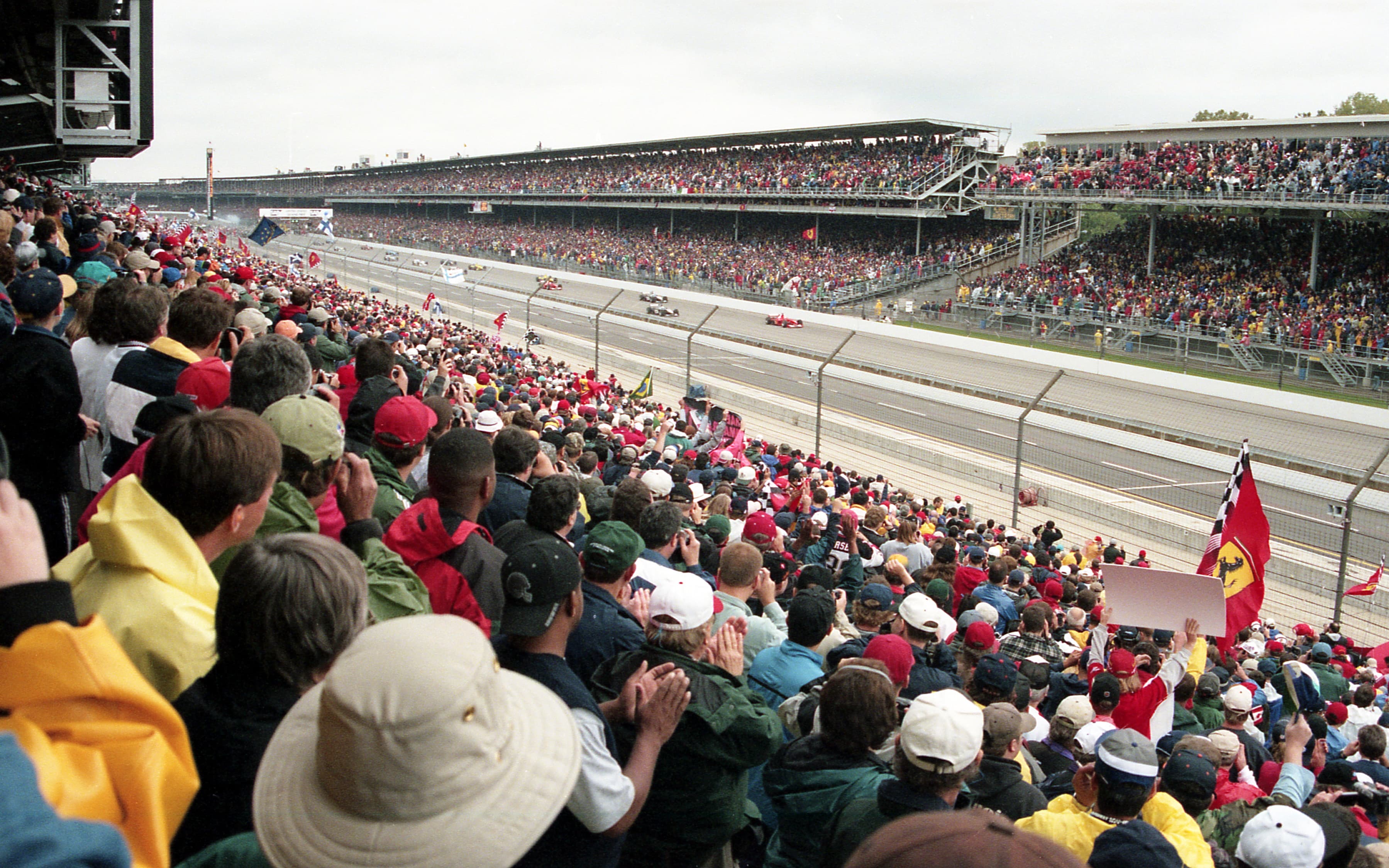 Historical Formula 1 photograph: Formula 1 Indianapolis, 2000