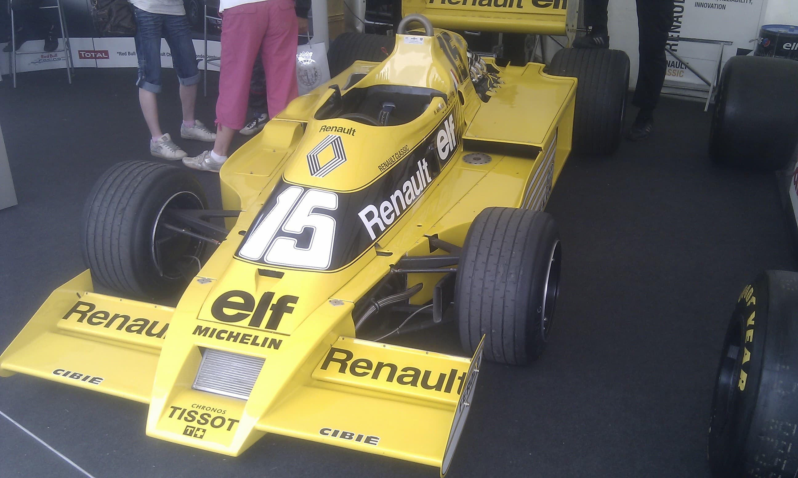 Renault RS01